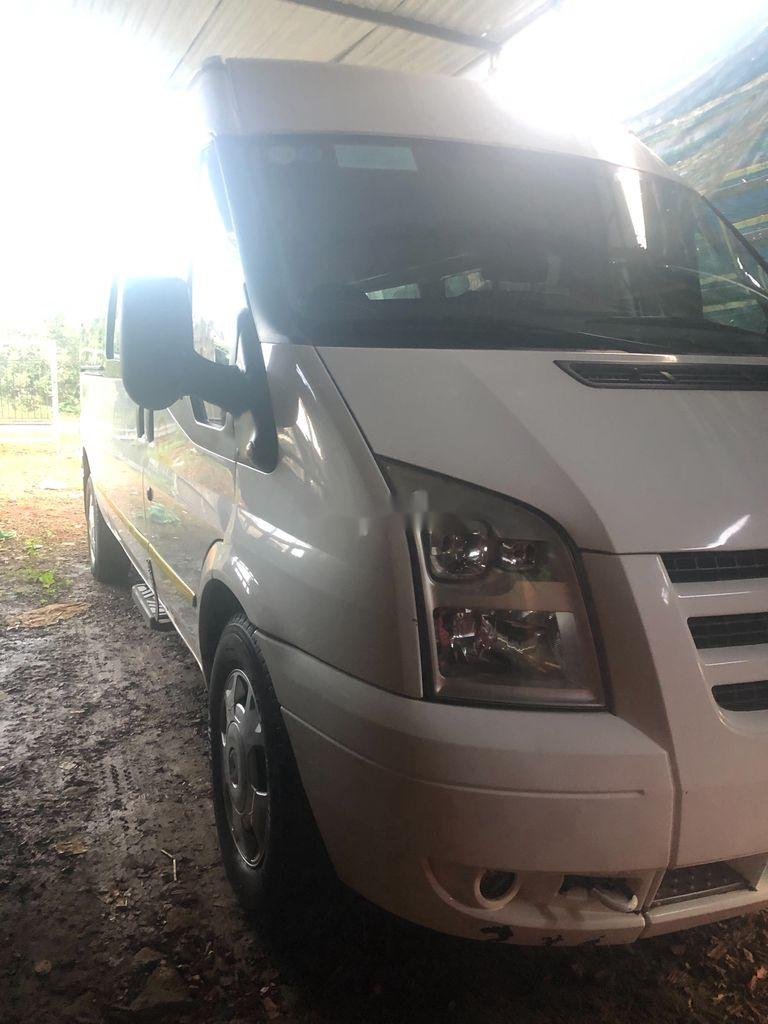 Ford Transit 2010 - Cần bán gấp Ford Transit đời 2010, màu trắng chính chủ, giá chỉ 205 triệu