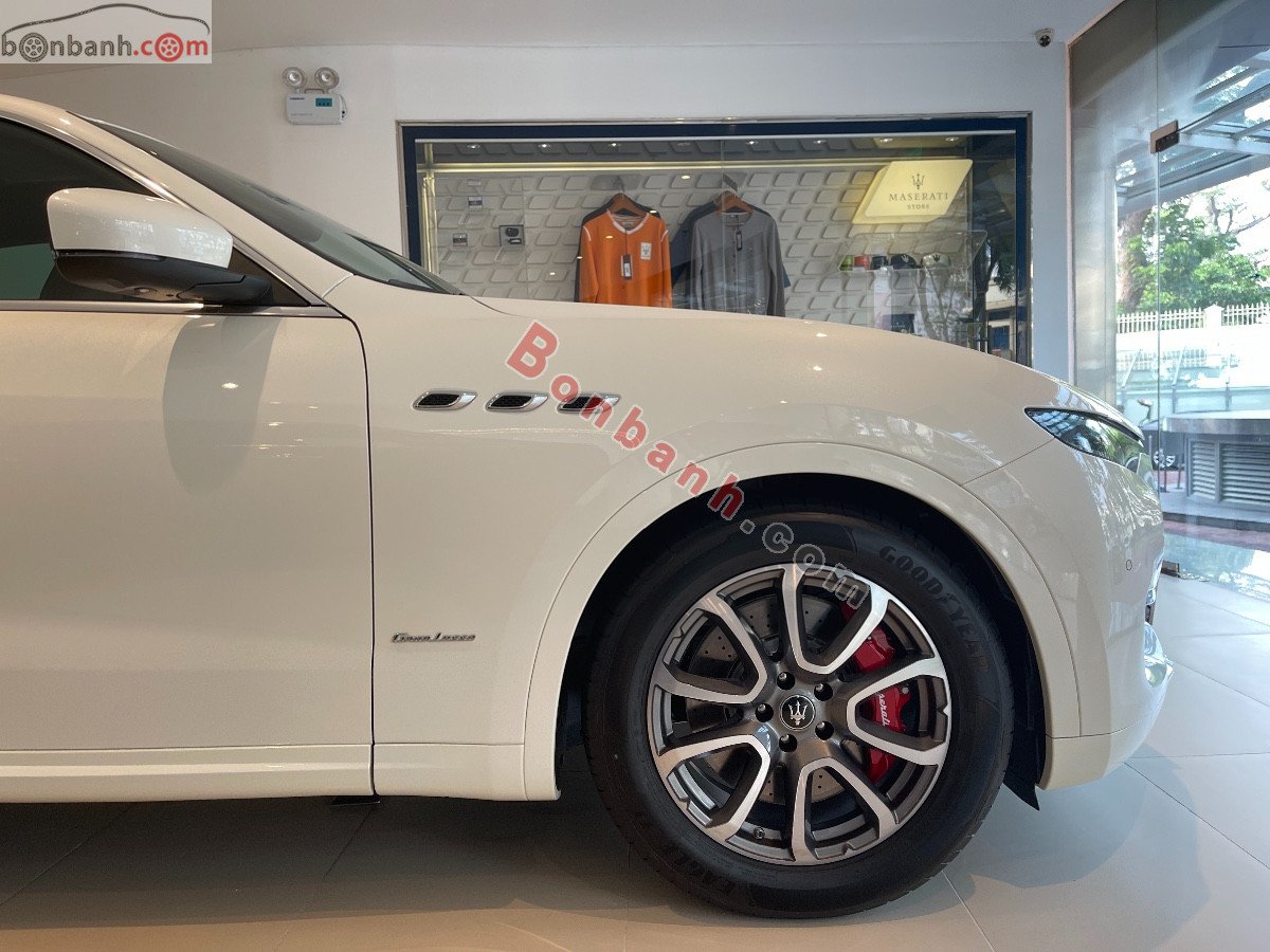 Maserati 2020 - Cần bán Maserati Levante 2020, màu trắng, nhập khẩu