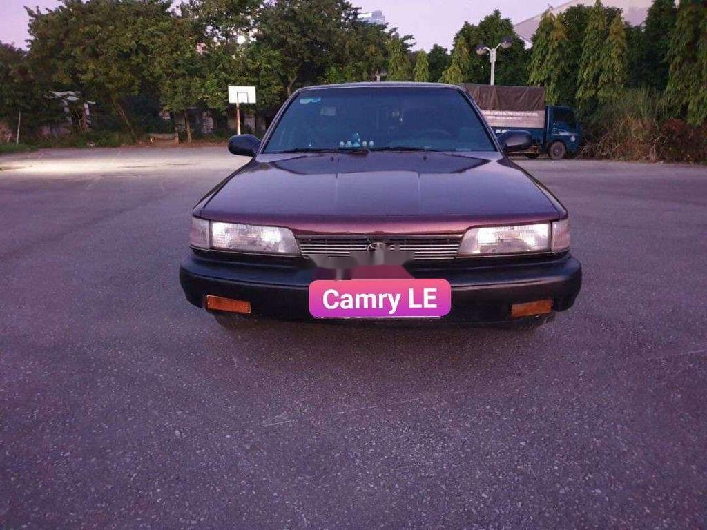Toyota Camry 1991 - Cần bán lại xe Toyota Camry năm sản xuất 1991, nhập khẩu nguyên chiếc, giá tốt