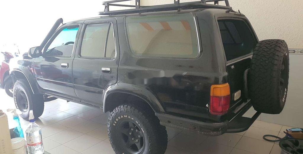 Toyota 4 Runner 1995 - Bán xe Toyota 4 Runner năm sản xuất 1995, màu đen, xe nhập