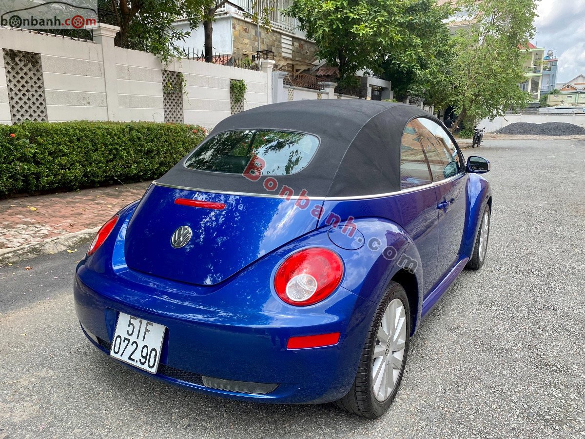 Volkswagen New Beetle   2.5 AT  2007 - Cần bán Volkswagen New Beetle 2.5 AT năm sản xuất 2007, màu xanh lam, nhập khẩu nguyên chiếc còn mới, giá chỉ 570 triệu