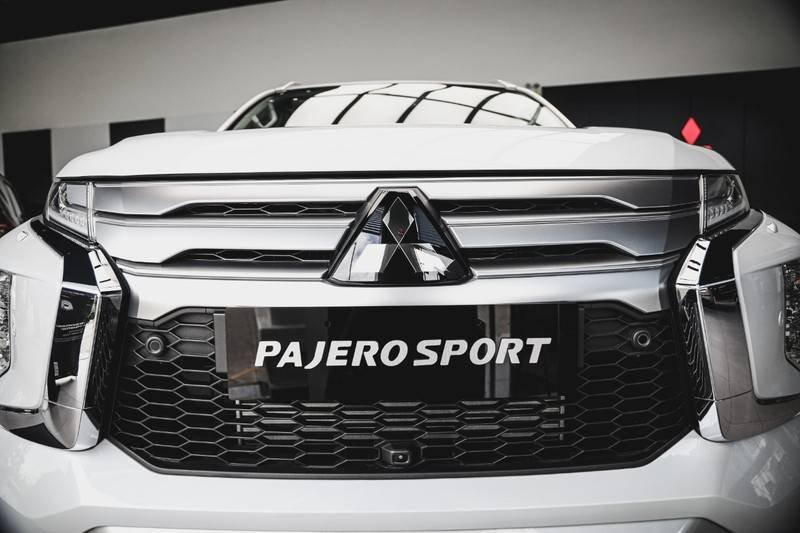 Mitsubishi Pajero  4x4 AT 2021 - Bán Mitsubishi Pajero 4x4 AT năm sản xuất 2021, màu trắng, nhập khẩu nguyên chiếc