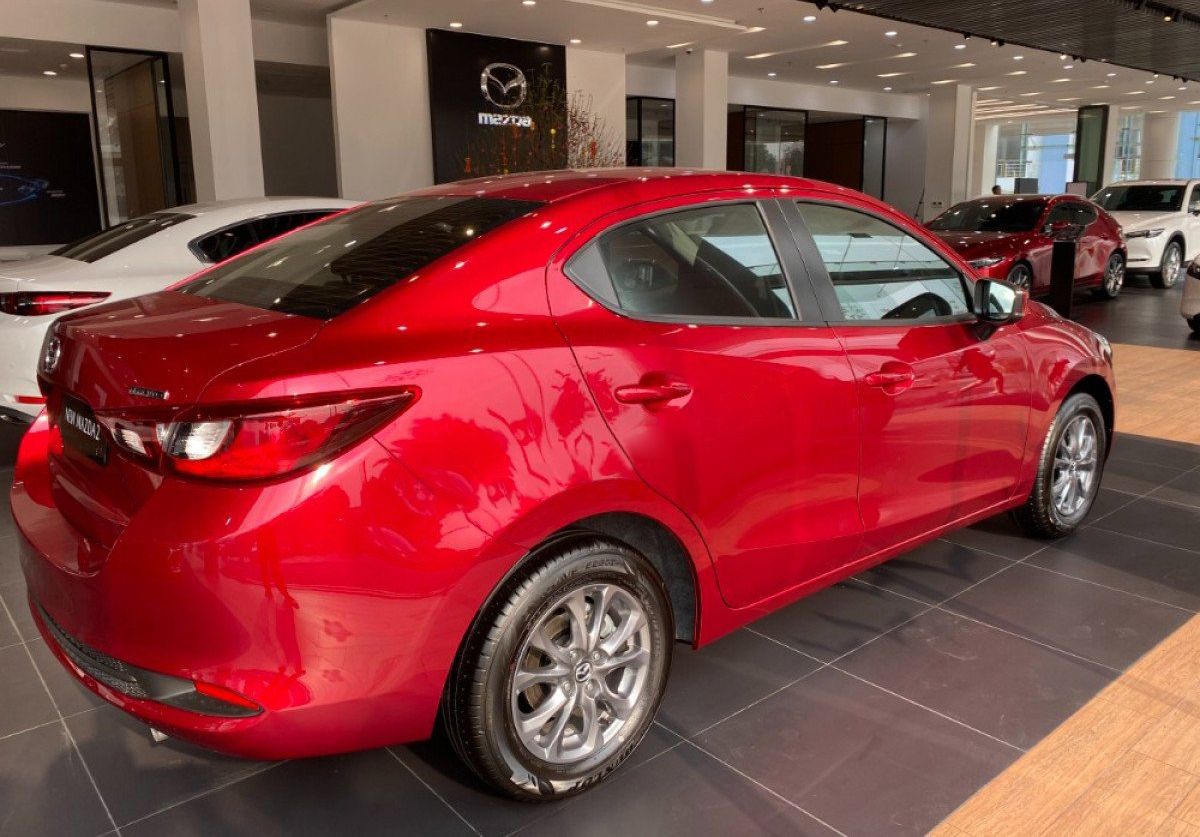 Mazda 2   1.5 AT 2021 - Cần bán Mazda 2 1.5 AT sản xuất 2021, màu đỏ, nhập khẩu