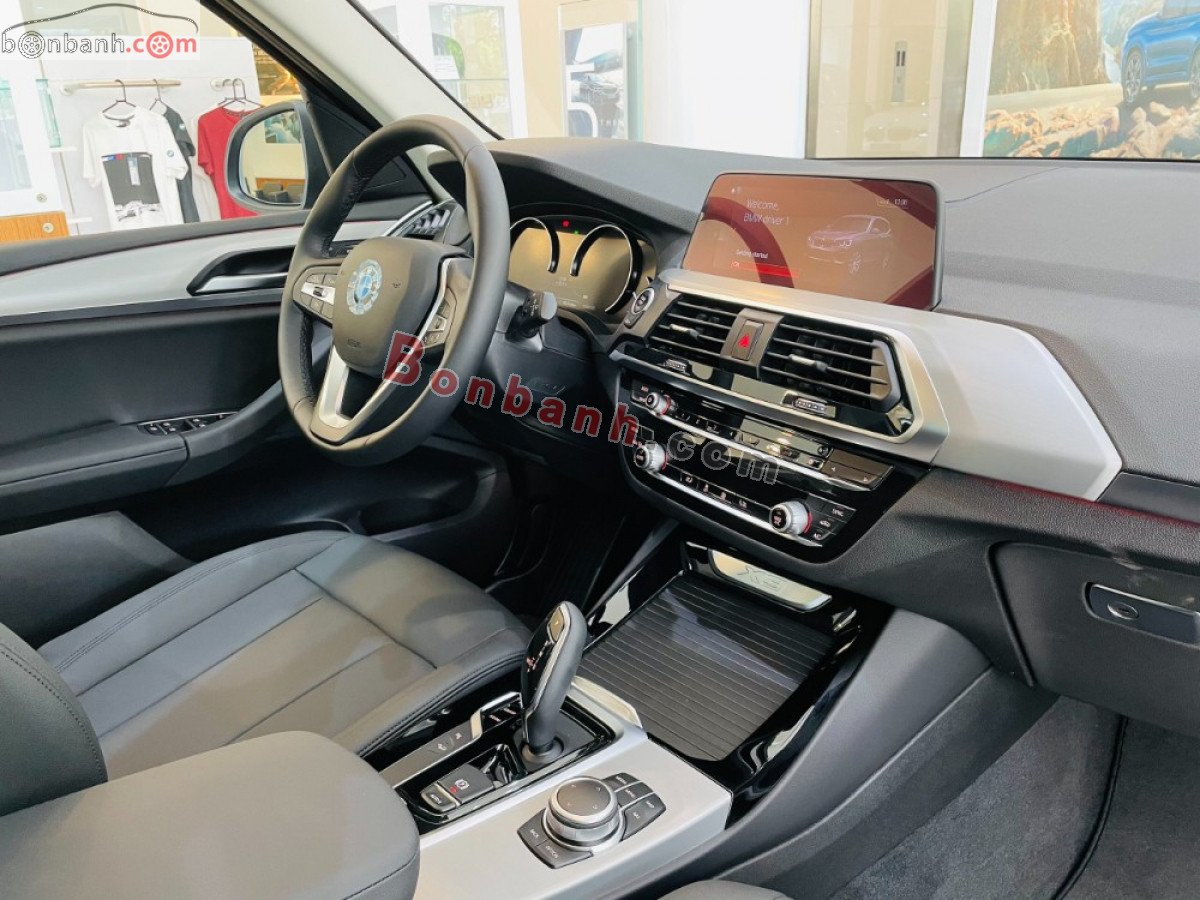 BMW X3   2021 - Bán xe BMW X3 năm sản xuất 2021, màu đen, nhập khẩu