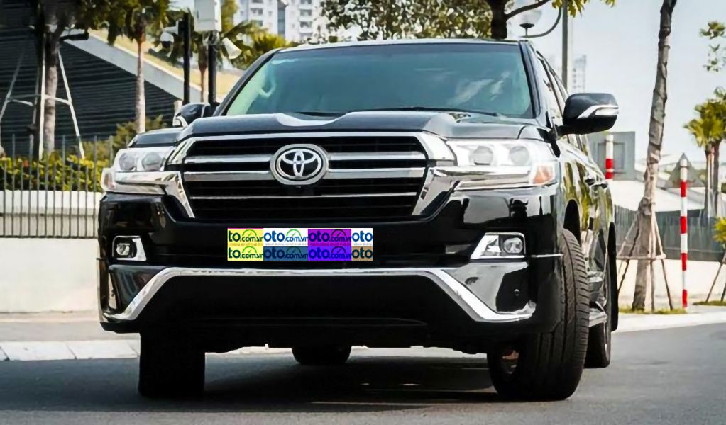 Toyota Land Cruiser   VX.E 5.7 V8  2016 - Bán Toyota Land Cruiser VX.E 5.7 V8 sản xuất 2016, màu đen, nhập khẩu nguyên chiếc xe gia đình