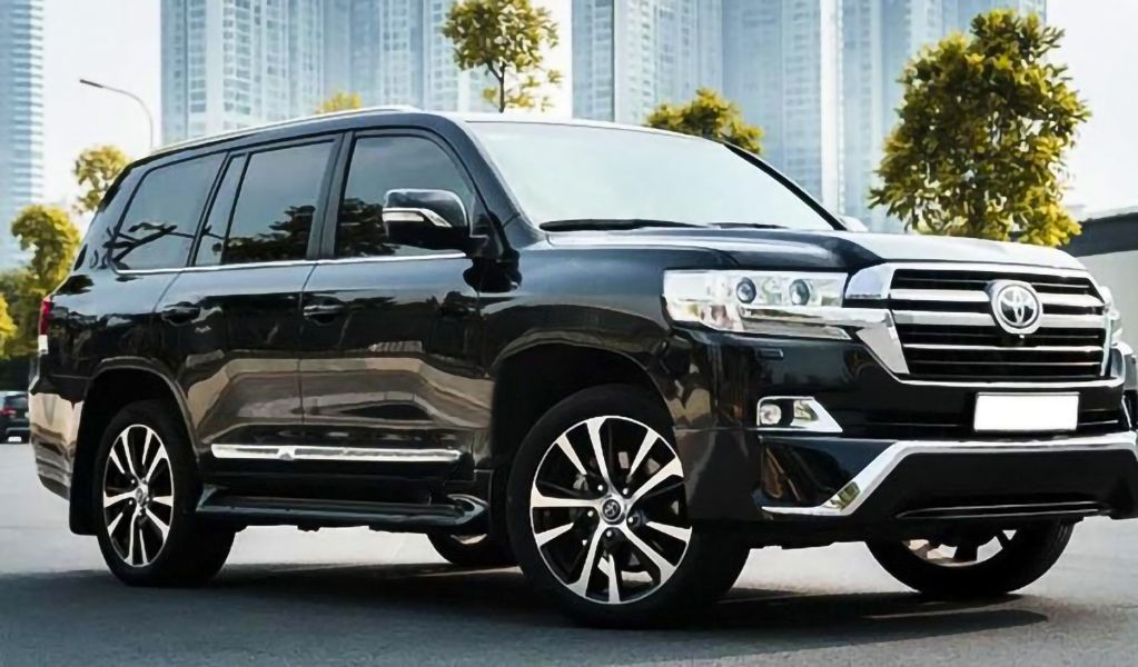 Toyota Land Cruiser   VX.E 5.7 V8  2016 - Bán Toyota Land Cruiser VX.E 5.7 V8 sản xuất 2016, màu đen, nhập khẩu nguyên chiếc xe gia đình