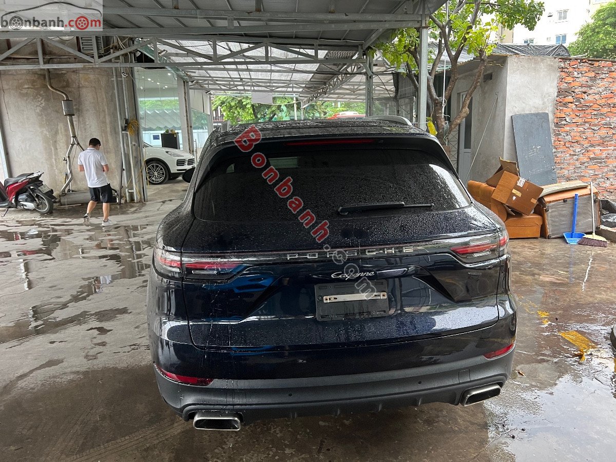 Porsche Cayenne   3.0 V6  2018 - Bán ô tô Porsche Cayenne 3.0 V6 sản xuất năm 2018, màu đen, xe nhập xe gia đình