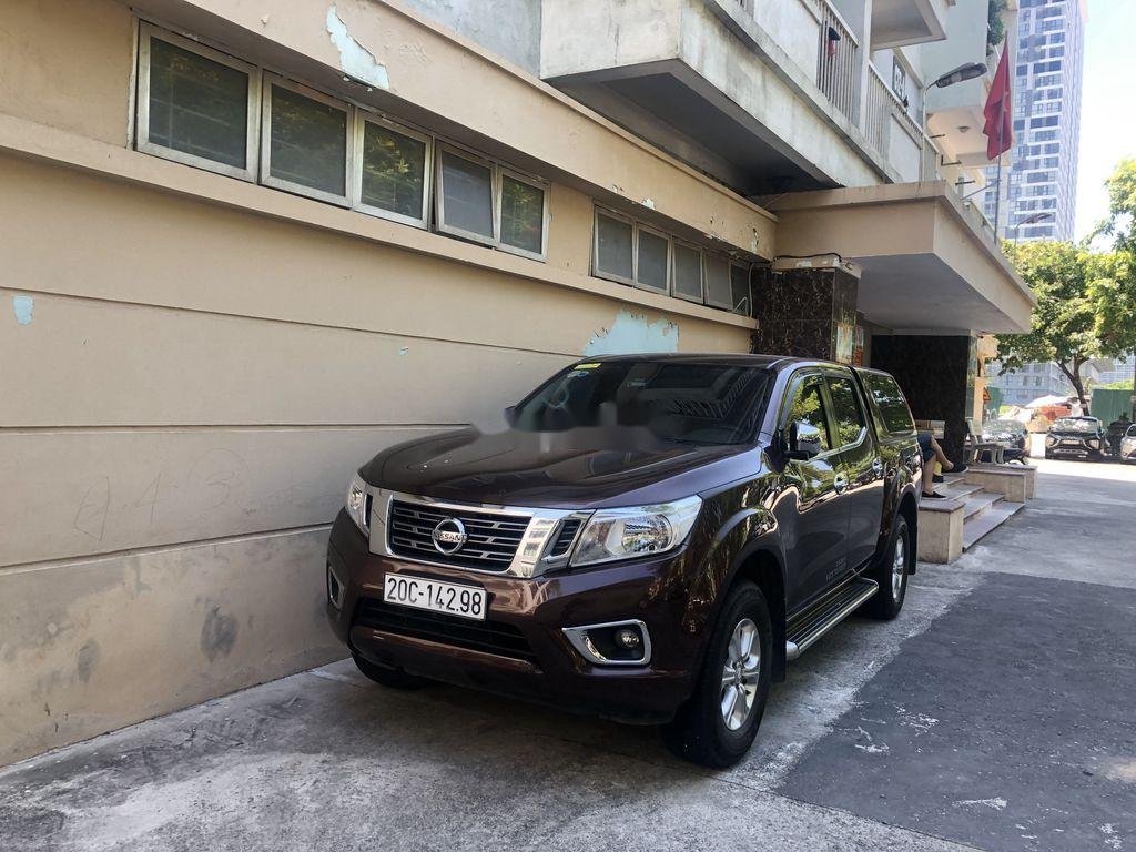 Nissan Navara  EL 2017 - Cần bán lại xe Nissan Navara EL năm sản xuất 2017, màu nâu, nhập khẩu, 495tr