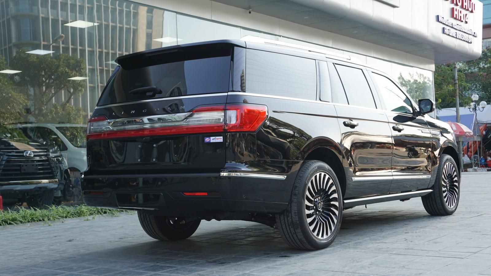 Lincoln Navigator 2020 - Lincoln Navigator Black Label sản xuất 2020, màu nâu đỏ, nhập khẩu Mỹ