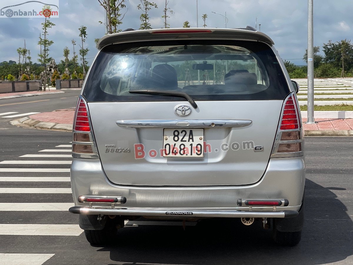 Toyota Innova   MT 2008 - Cần bán xe Toyota Innova MT sản xuất 2008, màu bạc, giá 199tr