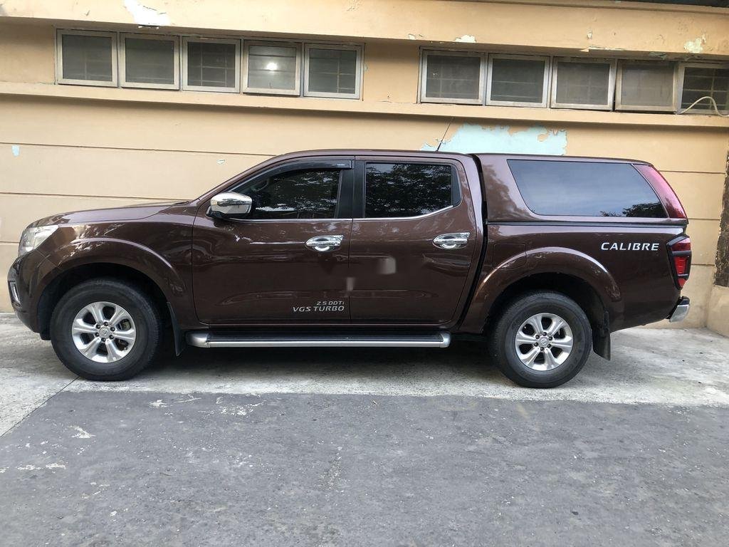 Nissan Navara  EL 2017 - Cần bán lại xe Nissan Navara EL năm sản xuất 2017, màu nâu, nhập khẩu, 495tr