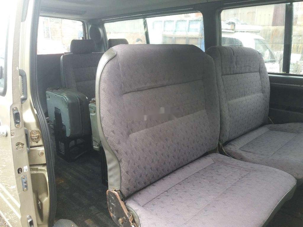 Mercedes-Benz Sprinter 2004 - Cần bán gấp Mercedes Sprinter sản xuất năm 2004, màu bạc, nhập khẩu