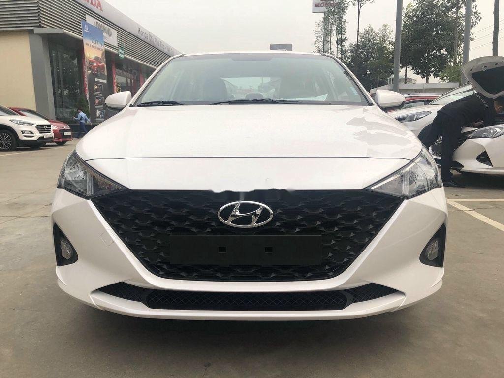 Hyundai Accent   2021 - Bán xe Hyundai Accent đời 2021, màu trắng, xe nhập