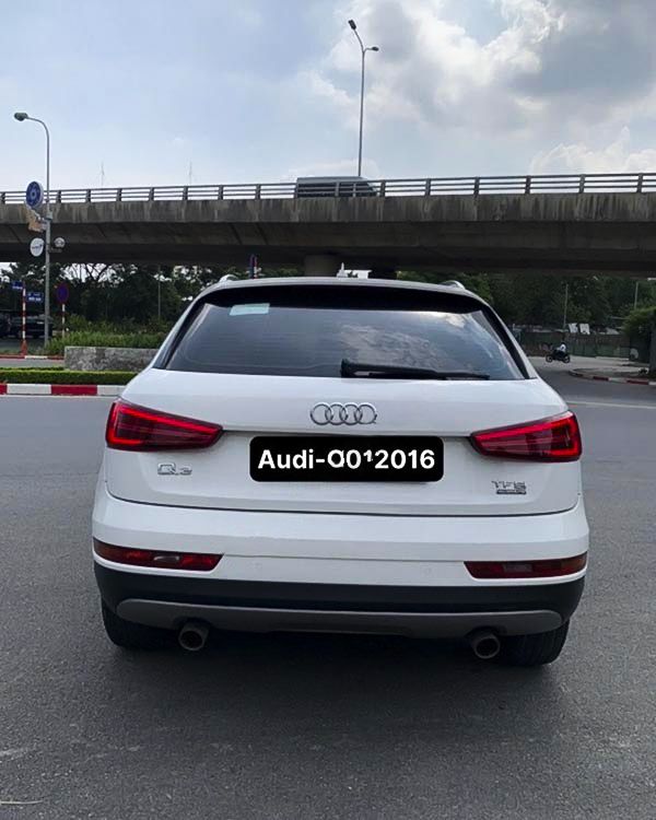 Audi Q3 Quattro 2016 - Cần bán Audi Q3 Quattro đời 2016, màu trắng, nhập khẩu nguyên chiếc