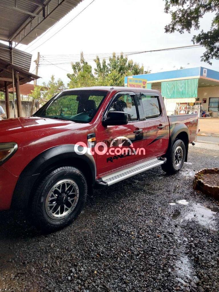 Ford Ranger 2009 - Cần bán lại xe Ford Ranger đời 2009 số sàn, 290 triệu