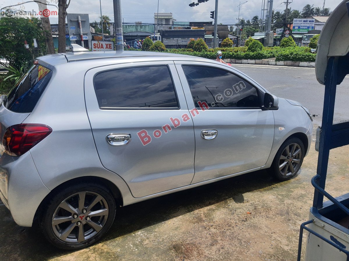 Mitsubishi Mirage   1.2  2015 - Bán Mitsubishi Mirage 1.2 sản xuất năm 2015, màu bạc, xe nhập  