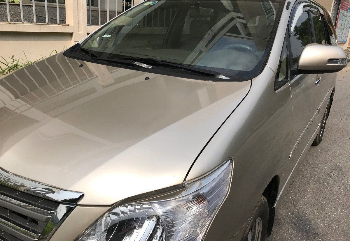 Toyota Innova   2.0E 2016 - Bán Toyota Innova 2.0E sản xuất năm 2016, giá chỉ 390 triệu