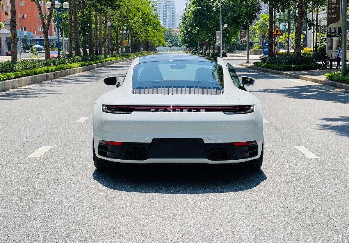 Porsche Carrera 2021 - Bán xe Porsche Carrera năm sản xuất 2021, màu trắng, nhập khẩu nguyên chiếc