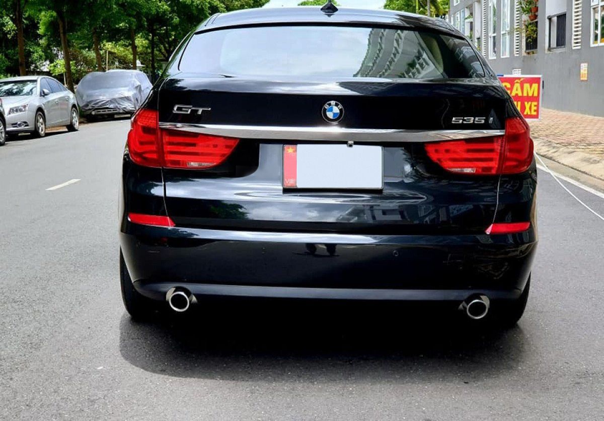 BMW 2012 - Bán ô tô BMW 535i năm sản xuất 2012, màu đen, xe nhập