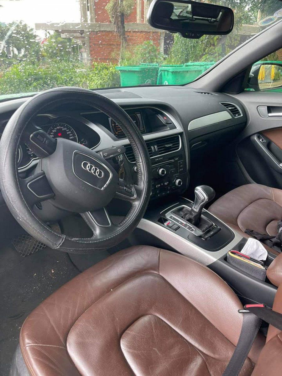 Audi A4   1.8 TFSI  2015 - Bán Audi A4 1.8 TFSI sản xuất năm 2015, màu xanh, xe nhập