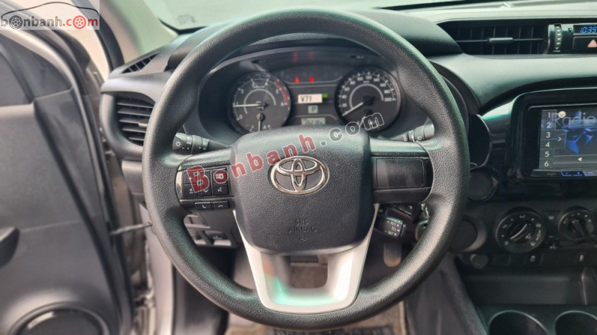 Toyota Hilux 2019 - Bán xe Toyota Hilux năm 2019, màu bạc, nhập khẩu nguyên chiếc còn mới