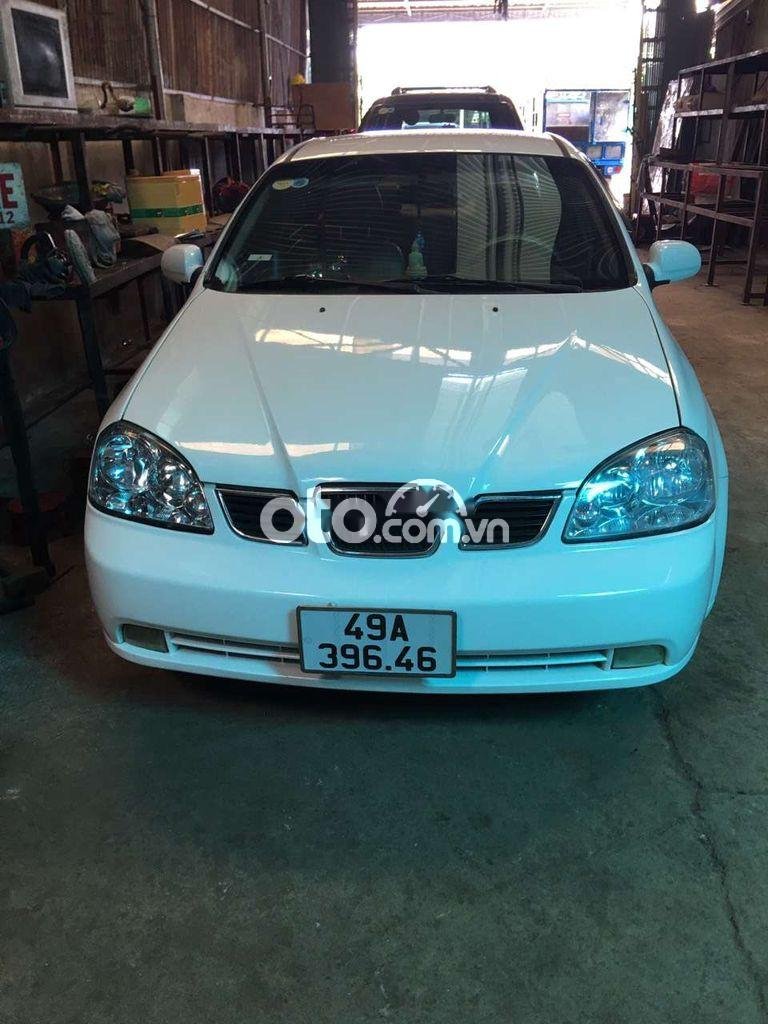 Daewoo Lacetti 2005 - Cần bán Daewoo Lacetti năm 2005, màu trắng còn mới