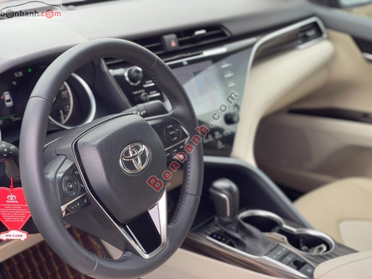 Toyota Camry   2.5Q 2019 - Bán Toyota Camry 2.5Q đời 2019, màu đen, nhập khẩu nguyên chiếc xe gia đình