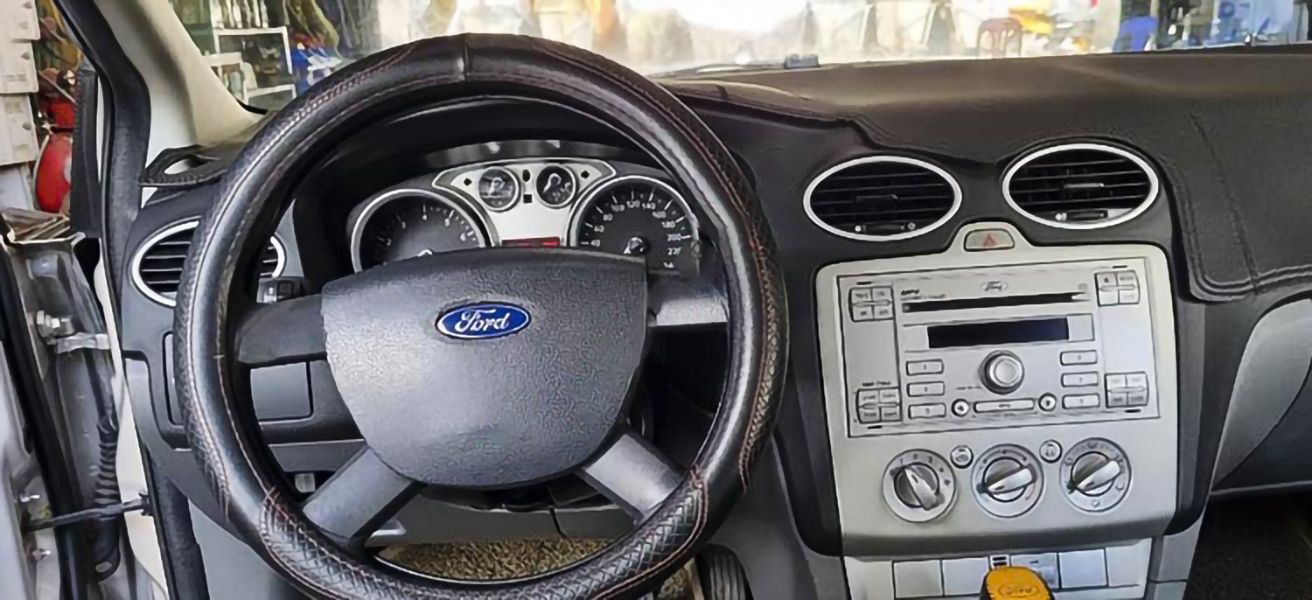 Ford Focus   S  2013 - Cần bán gấp Ford Focus S năm 2013 giá cạnh tranh