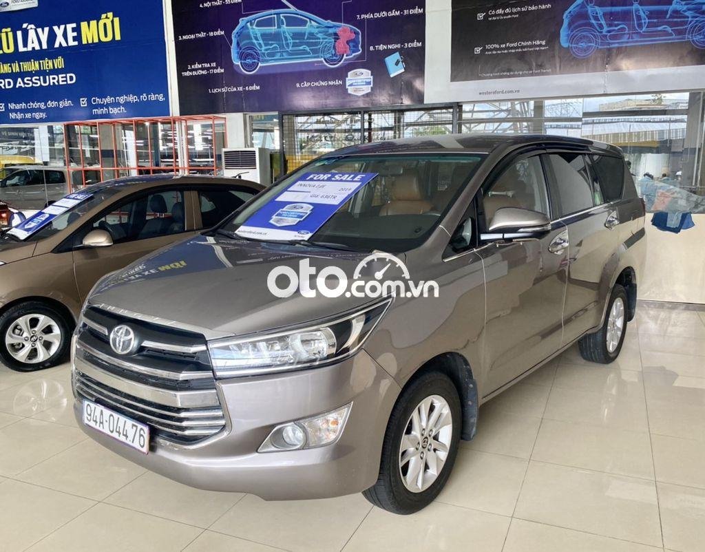 Toyota Innova  2.0E  2019 - Cần bán gấp Toyota Innova 2.0E sản xuất năm 2019