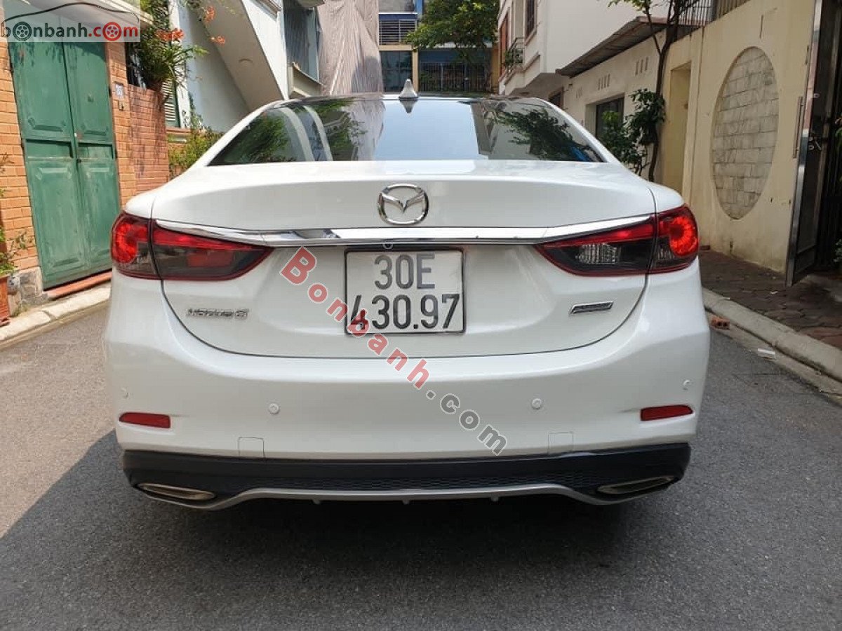 Mazda 6 2015 - Bán ô tô Mazda 6 năm 2015, màu trắng