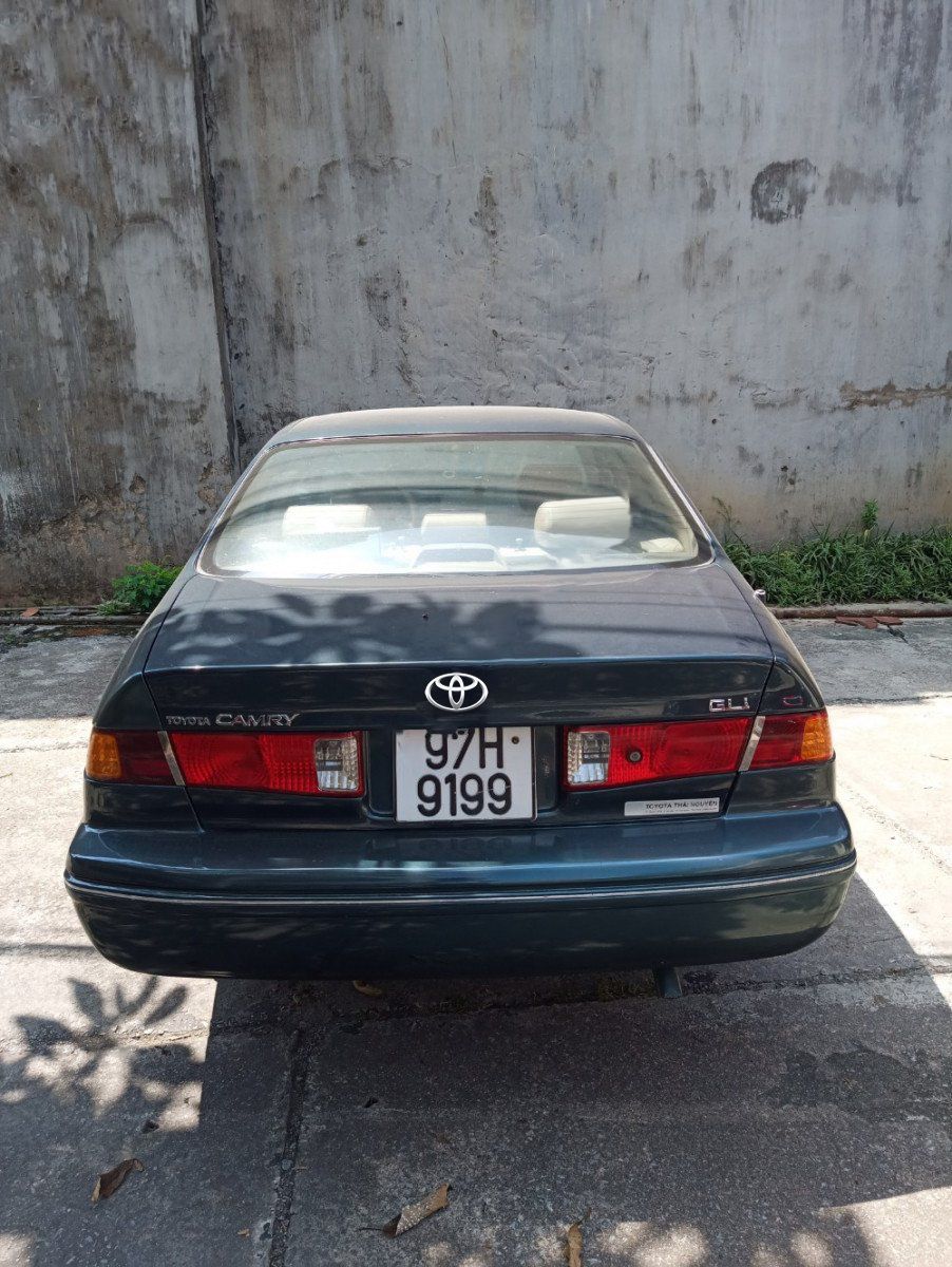 Toyota Camry   GLi 2.2  2001 - Cần bán xe Toyota Camry GLi 2.2 đời 2001, màu xanh lam, nhập khẩu nguyên chiếc chính chủ