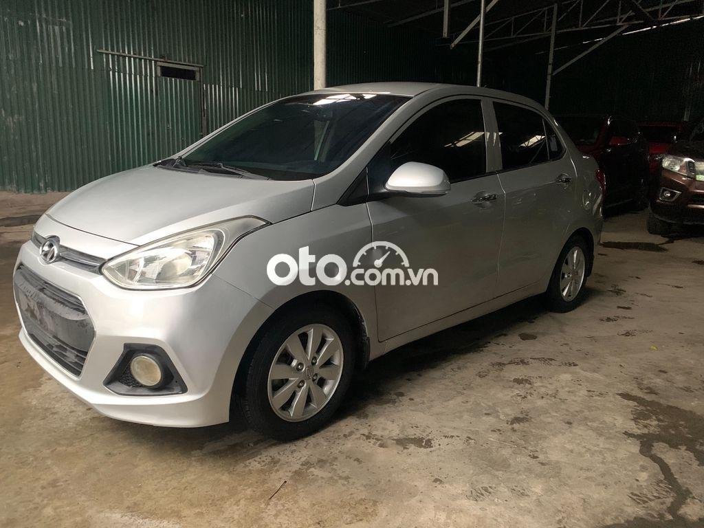 Hyundai Grand i10 2016 - Cần bán gấp Hyundai Grand i10 năm 2016, nhập khẩu nguyên chiếc còn mới giá cạnh tranh