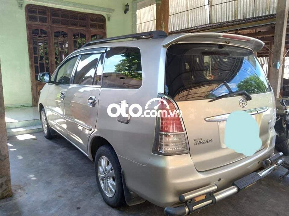 Toyota Innova 2008 - Cần bán gấp Toyota Innova đời 2008 còn mới, giá 232tr