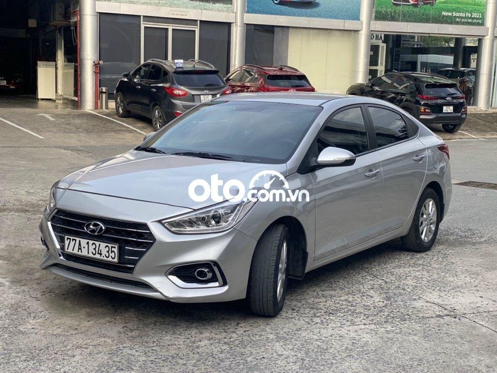 Hyundai Accent   2019 - Bán Hyundai Accent đời 2019, màu bạc còn mới