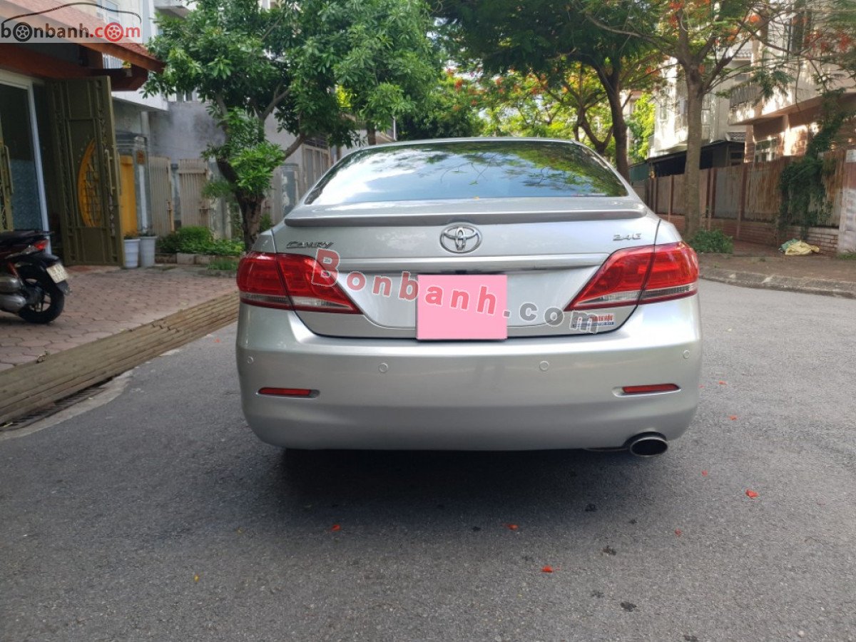 Toyota Camry   2.5G  2014 - Bán ô tô Toyota Camry 2.5G sản xuất năm 2014, màu bạc chính chủ