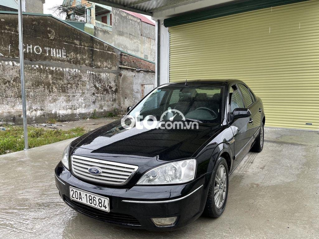 Ford Mondeo 2005 - Bán ô tô Ford Mondeo đời 2005, màu đen