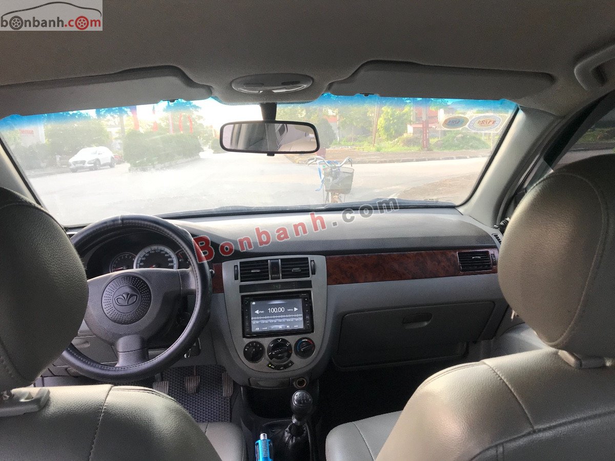 Daewoo Lacetti 2008 - Cần bán Daewoo Lacetti đời 2008, màu bạc, giá tốt