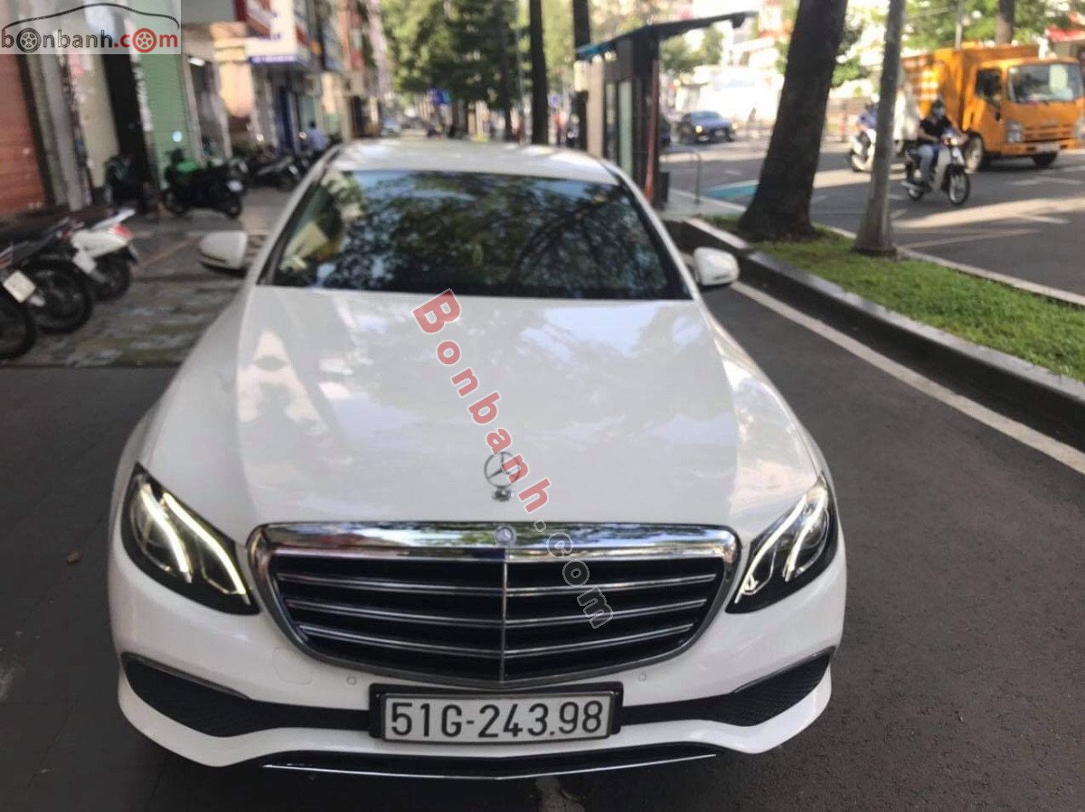 Mercedes-Benz E200 2016 - Cần bán Mercedes E200 2016, màu trắng