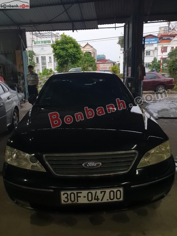 Ford Mondeo   2.5 AT 2003 - Cần bán gấp Ford Mondeo 2.5 AT sản xuất năm 2003, màu đen xe gia đình