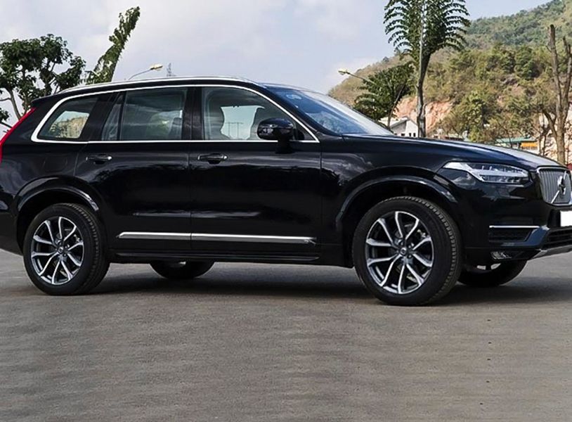 Volvo XC90 2017 - Bán ô tô Volvo XC90 năm sản xuất 2017, màu đen, xe nhập