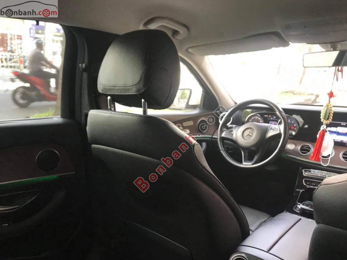 Mercedes-Benz E200 2016 - Cần bán Mercedes E200 2016, màu trắng