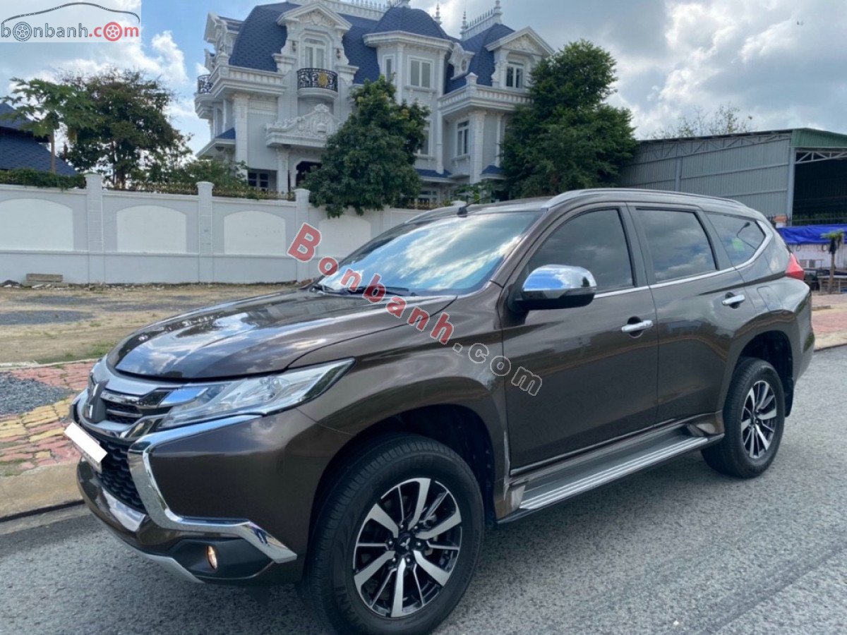 Mitsubishi Pajero Sport   AT 3.0L 2018 - Cần bán lại xe Mitsubishi Pajero Sport AT 3.0L sản xuất năm 2018, màu nâu, nhập khẩu nguyên chiếc số tự động