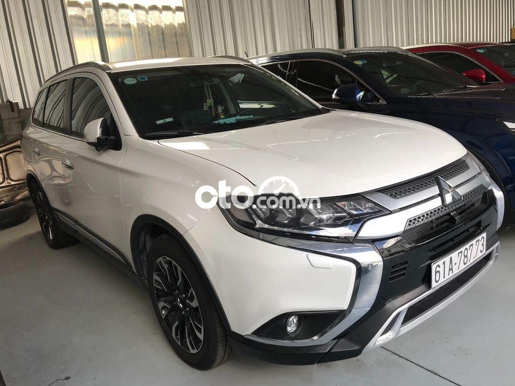 Mitsubishi Outlander 2020 - Bán Mitsubishi Outlander 2020, màu trắng  