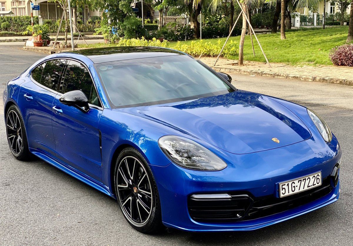 Porsche Panamera 2019 - Cần bán xe Porsche Panamera sản xuất 2019, màu xanh lam, nhập khẩu còn mới