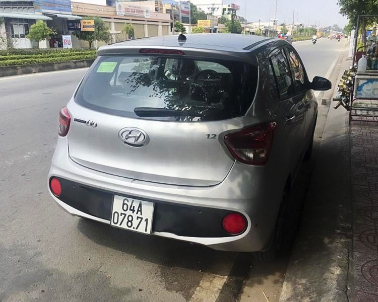 Hyundai Grand i10 2019 - Cần bán xe Hyundai Grand i10 đời 2019, màu bạc, xe nhập còn mới