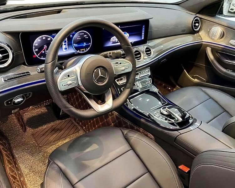 Mercedes-Benz E300 2021 - Cần bán gấp Mercedes E300 sản xuất 2021, màu trắng, xe nhập chính chủ