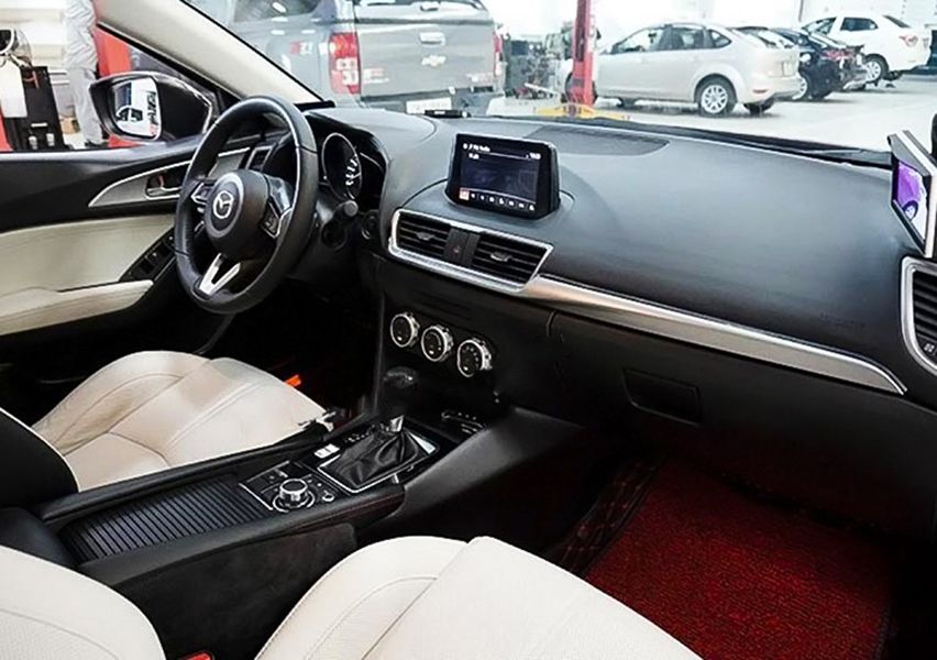 Mazda 3   1.5L Luxury  2019 - Bán Mazda 3 1.5L Luxury năm 2019, màu đỏ