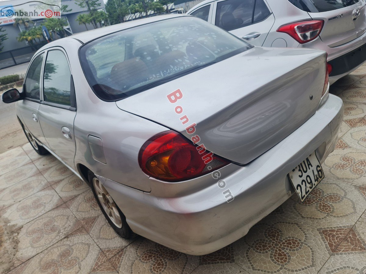 Kia Spectra 2003 - Cần bán Kia Spectra sản xuất năm 2003, màu bạc còn mới, giá tốt