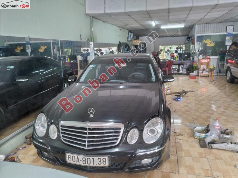 Mercedes-Benz E200   2008 - Bán xe Mercedes E200 sx 2008, màu đen