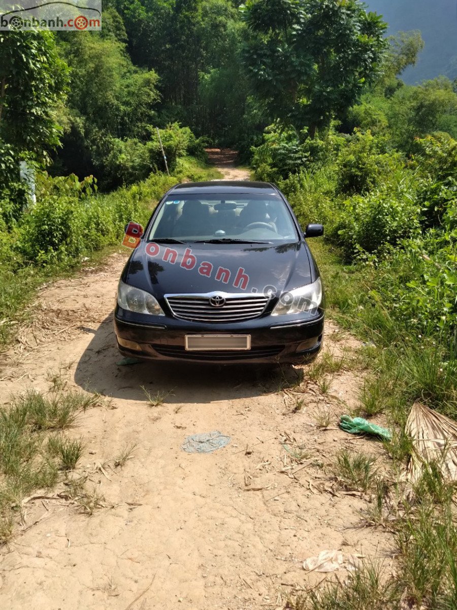 Toyota Camry 2003 - Cần bán Toyota Camry năm 2003, màu đen, nhập khẩu còn mới